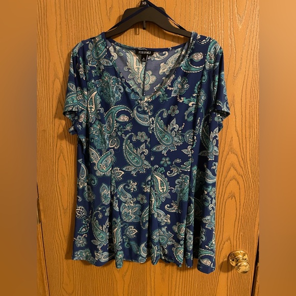 Roz & Ali Tops - Roz & Ali Blue and Teal Paisley Women's Blouse